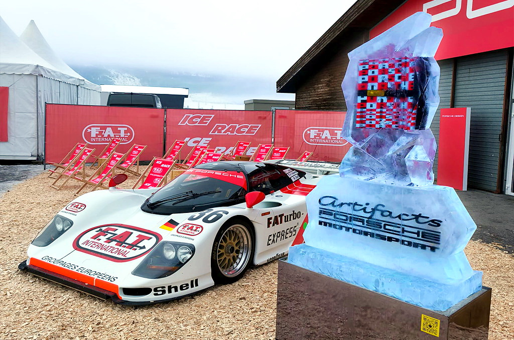 Eisskulptur Porsche Artifacts